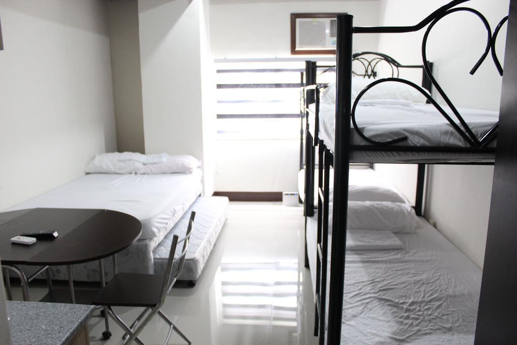 Feel Great Stay Condotels - San Marino Cebu Bagian luar foto