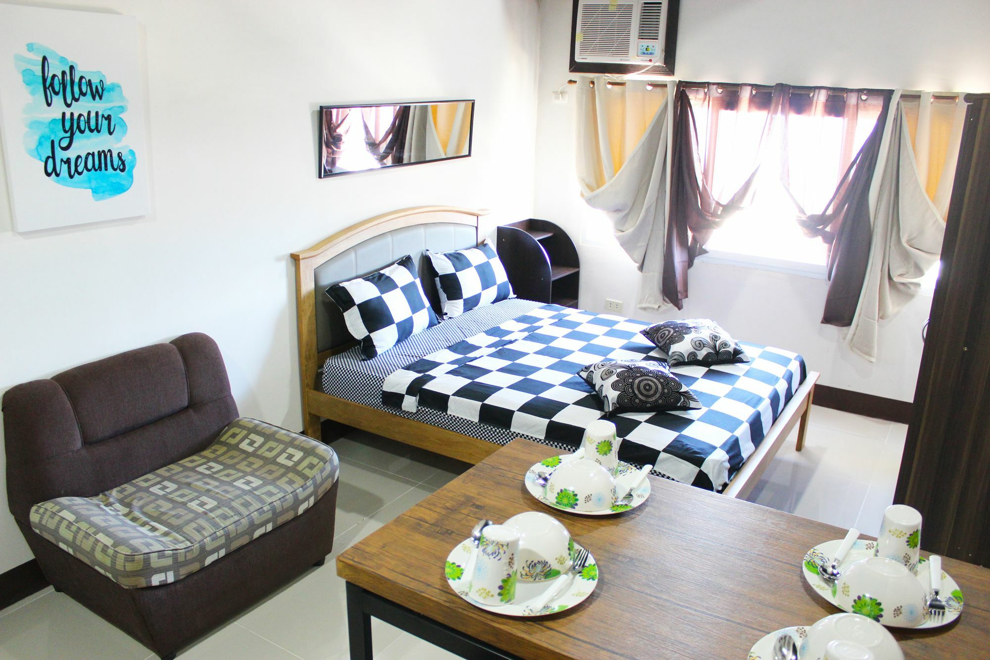 Feel Great Stay Condotels - San Marino Cebu Bagian luar foto
